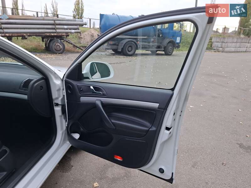 Универсал Skoda Octavia 2012 в Броварах