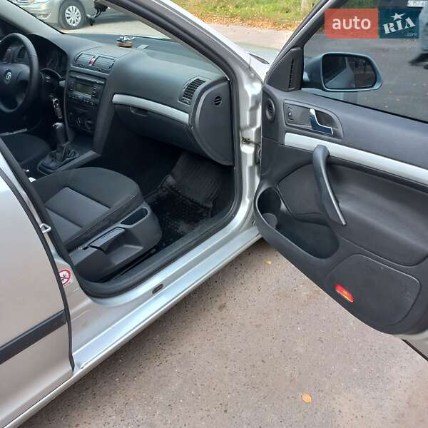 Універсал Skoda Octavia 2006 в Києві