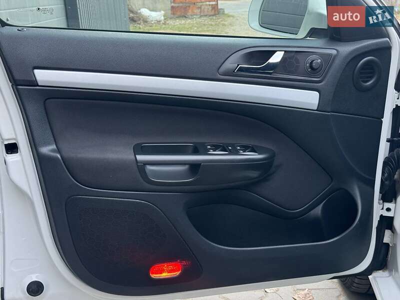 Универсал Skoda Octavia 2012 в Калуше