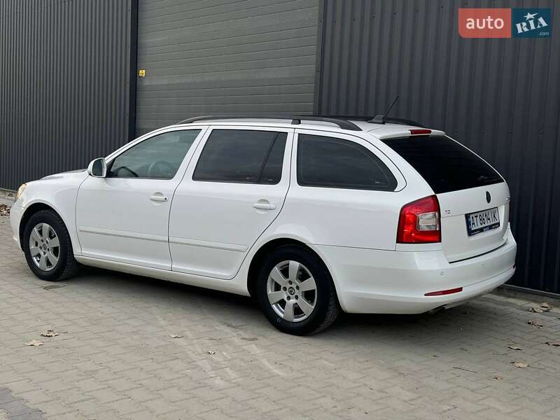 Универсал Skoda Octavia 2012 в Калуше