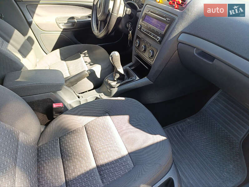 Лифтбек Skoda Octavia 2010 в Галиче фото 10 Лифтбек Skoda Octavia 2010 в Галиче
