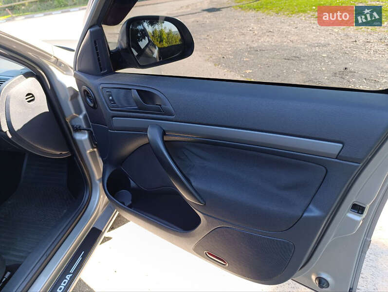 Лифтбек Skoda Octavia 2010 в Галиче фото 15 Лифтбек Skoda Octavia 2010 в Галиче