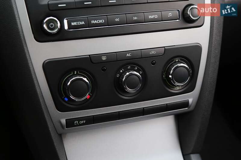 Ліфтбек Skoda Octavia 2012 в Києві фото 19 Ліфтбек Skoda Octavia 2012 в Києві