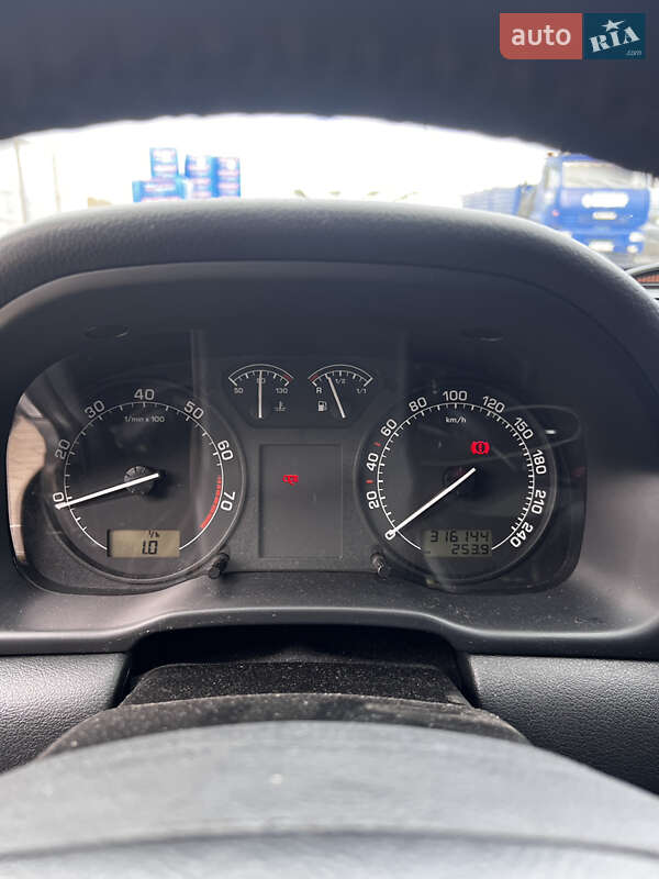 Лифтбек Skoda Octavia 2008 в Киеве