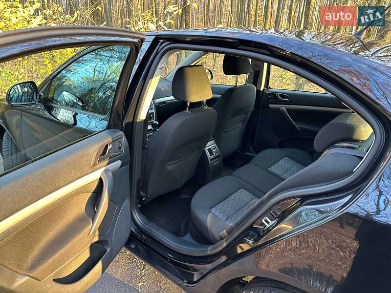 Лифтбек Skoda Octavia 2012 в Виннице