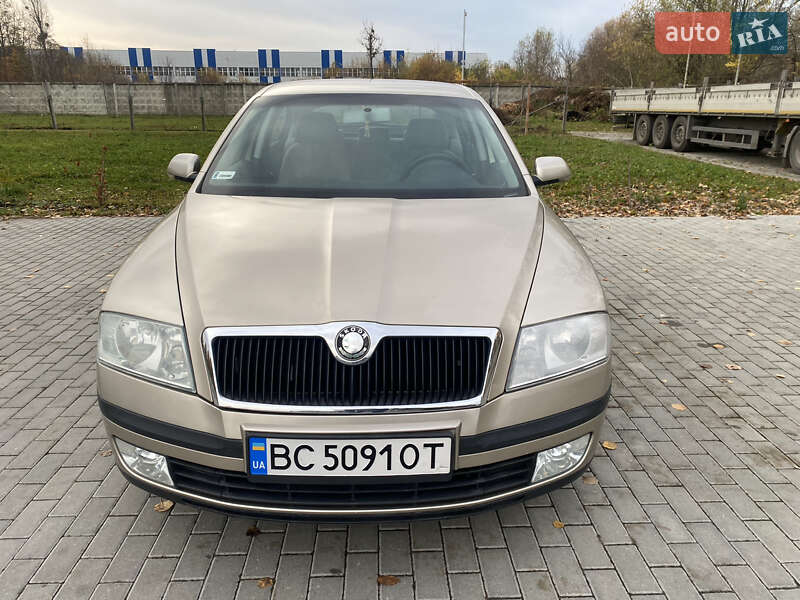 Лифтбек Skoda Octavia 2004 в Львове фото 2 Лифтбек Skoda Octavia 2004 в Львове