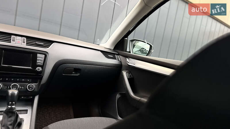 Универсал Skoda Octavia 2013 в Ровно фото 37 Универсал Skoda Octavia 2013 в Ровно