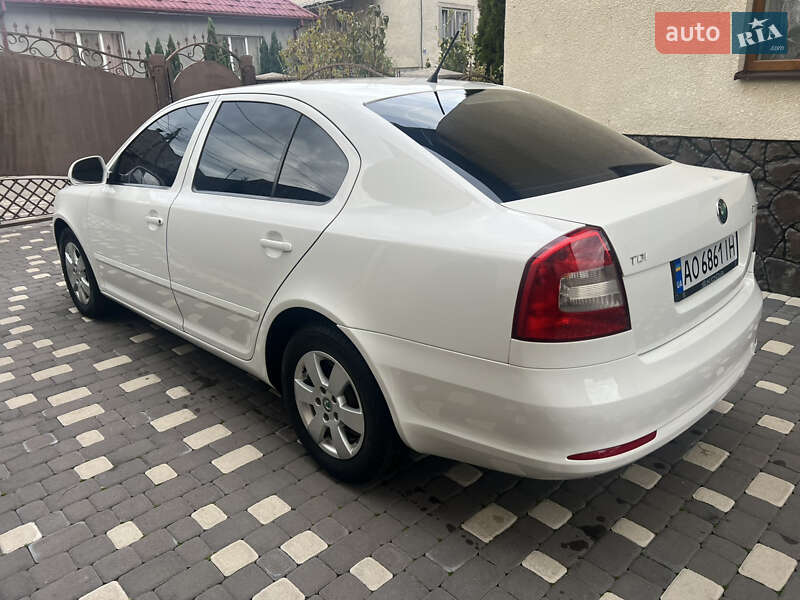 Лифтбек Skoda Octavia 2012 в Мукачево фото 2 Лифтбек Skoda Octavia 2012 в Мукачево
