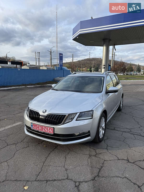 Универсал Skoda Octavia 2020 в Полтаве фото 2 Универсал Skoda Octavia 2020 в Полтаве