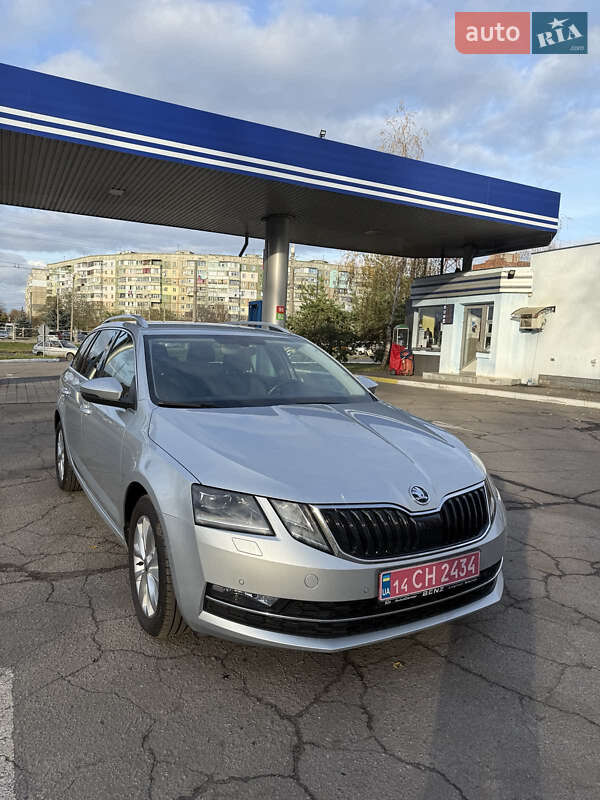 Универсал Skoda Octavia 2020 в Полтаве фото 6 Универсал Skoda Octavia 2020 в Полтаве