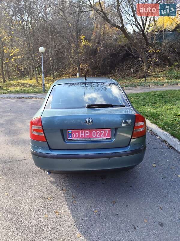 Лифтбек Skoda Octavia 2005 в Полтаве