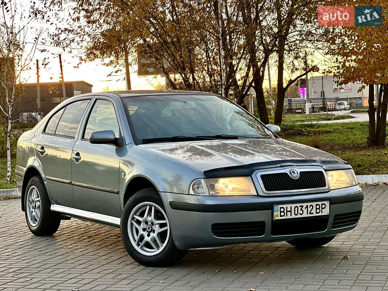 Лифтбек Skoda Octavia 2006 в Кропивницком