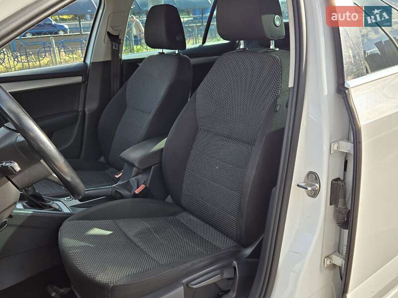 Универсал Skoda Octavia 2015 в Киеве фото 9 Универсал Skoda Octavia 2015 в Киеве