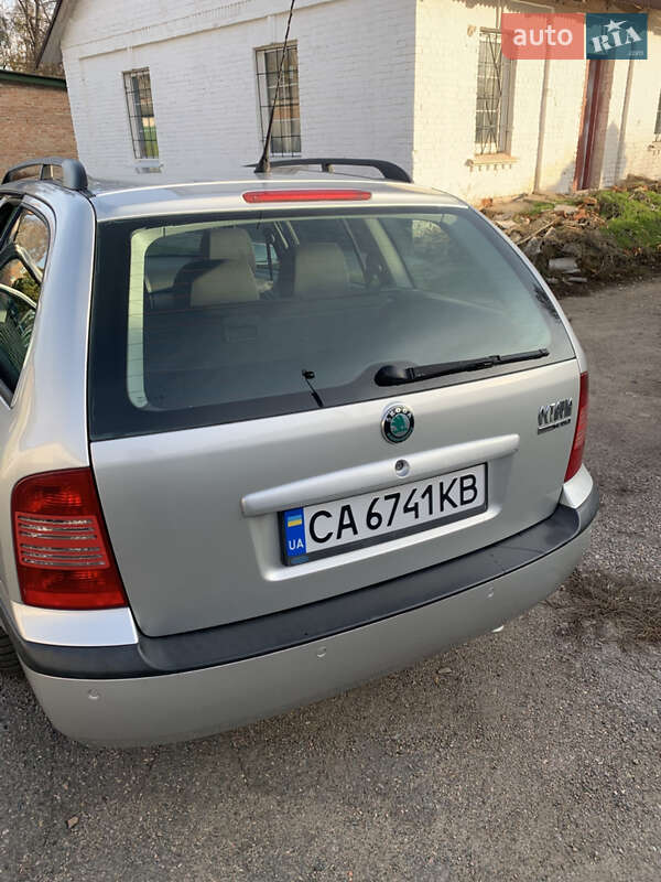 Универсал Skoda Octavia 2007 в Каменке
