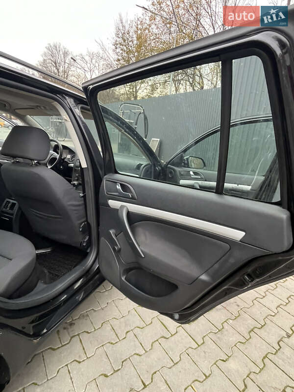 Универсал Skoda Octavia 2005 в Дрогобыче
