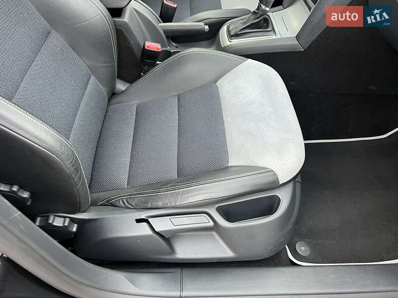 Универсал Skoda Octavia 2010 в Луцке