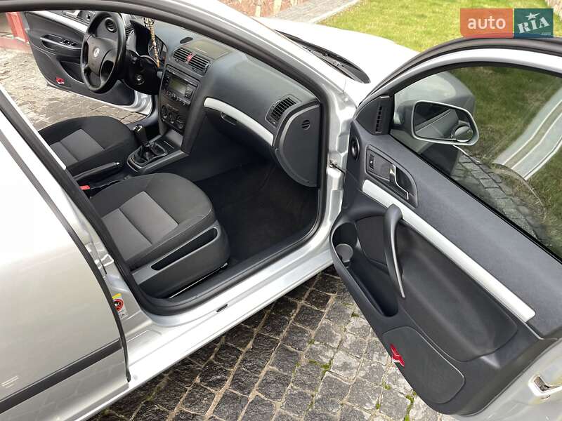 Лифтбек Skoda Octavia 2008 в Тернополе