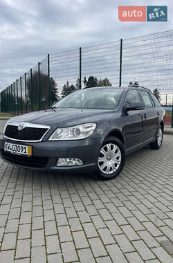 Универсал Skoda Octavia 2010 в Бучаче
