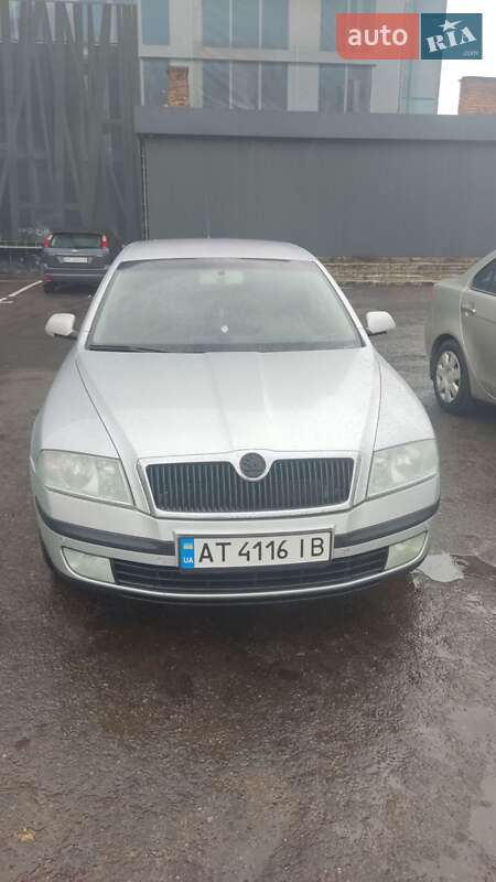Лифтбек Skoda Octavia 2006 в Ивано-Франковске