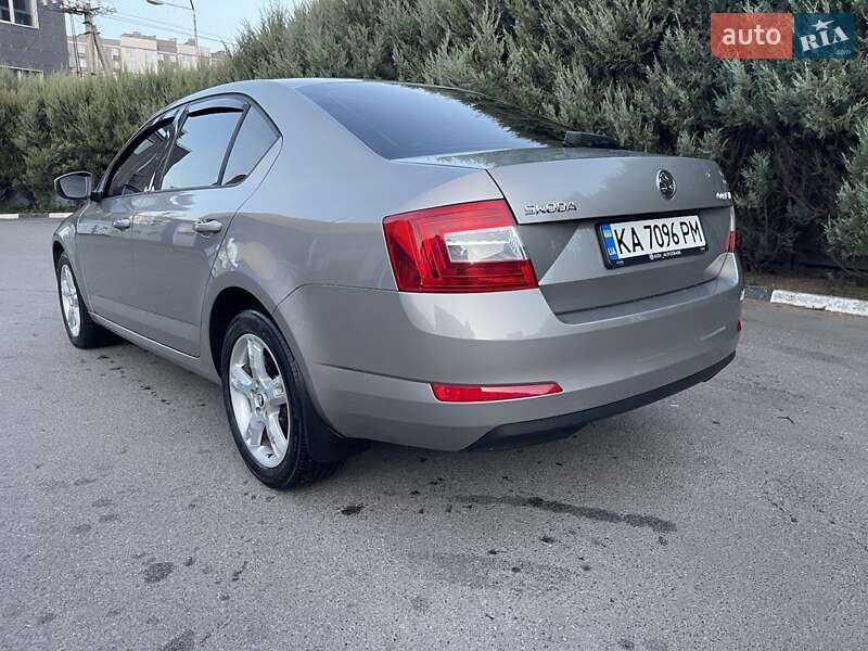 Лифтбек Skoda Octavia 2014 в Киеве