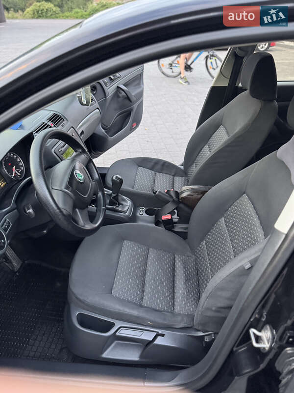 Универсал Skoda Octavia 2011 в Надворной фото 27 Универсал Skoda Octavia 2011 в Надворной