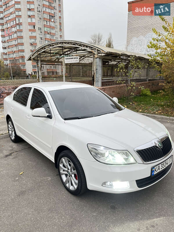 Лифтбек Skoda Octavia 2012 в Киеве