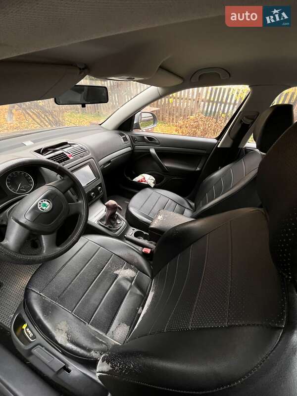 Лифтбек Skoda Octavia 2011 в Шполе
