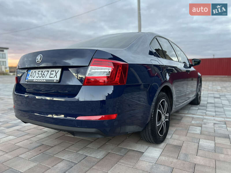 Лифтбек Skoda Octavia 2013 в Тячеве