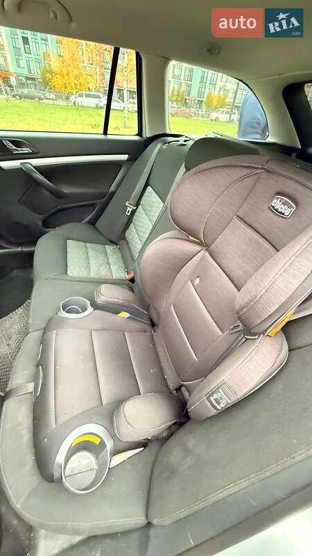 Универсал Skoda Octavia 2010 в Киеве