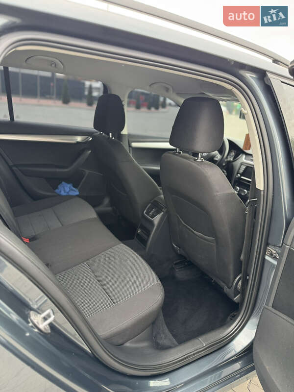 Универсал Skoda Octavia 2016 в Луцке фото 41 Универсал Skoda Octavia 2016 в Луцке