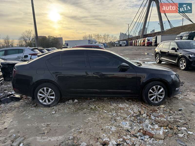 Лифтбек Skoda Octavia 2019 в Киеве