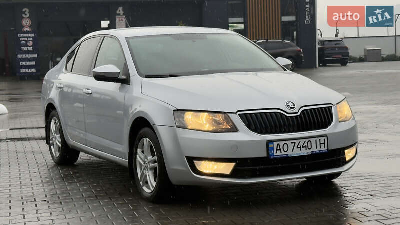 Лифтбек Skoda Octavia 2013 в Хусте