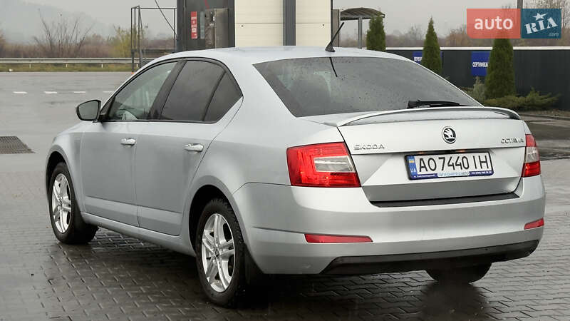 Лифтбек Skoda Octavia 2013 в Хусте