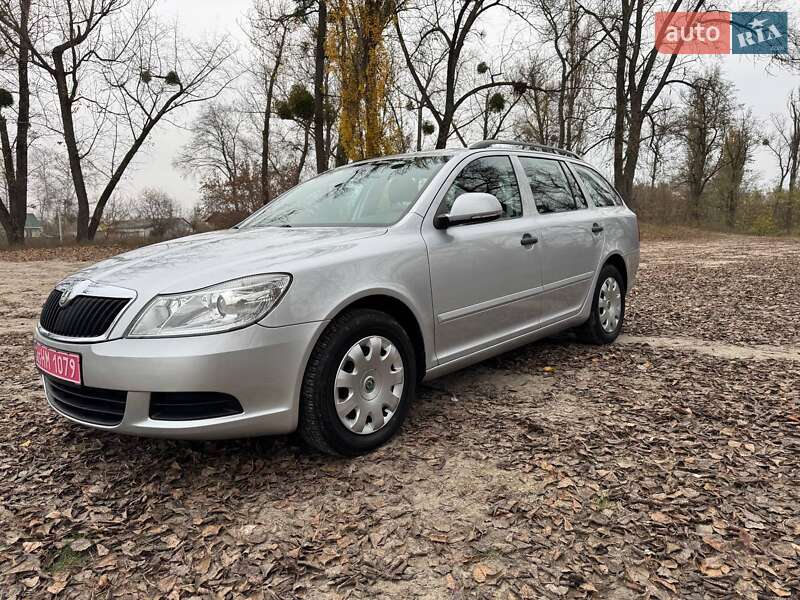 Универсал Skoda Octavia 2009 в Полтаве