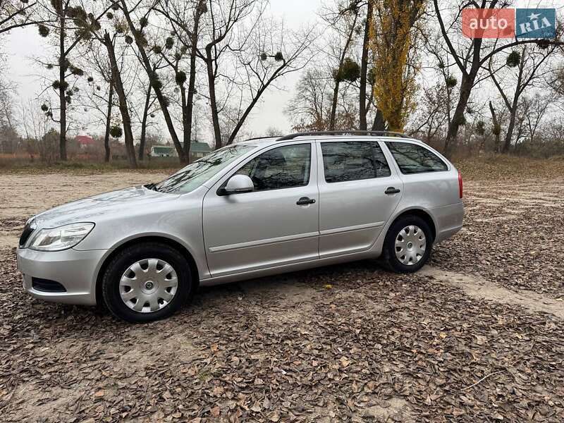 Универсал Skoda Octavia 2009 в Полтаве