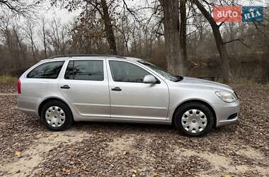 Универсал Skoda Octavia 2009 в Полтаве