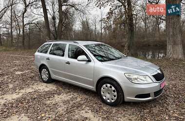 Универсал Skoda Octavia 2009 в Полтаве