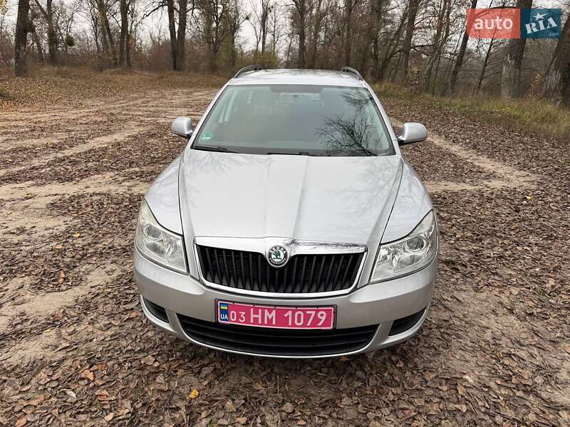Универсал Skoda Octavia 2009 в Полтаве