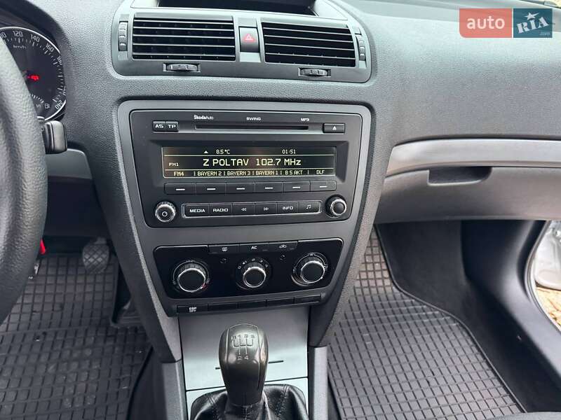 Универсал Skoda Octavia 2009 в Полтаве