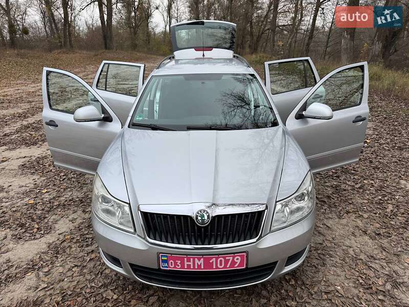 Универсал Skoda Octavia 2009 в Полтаве