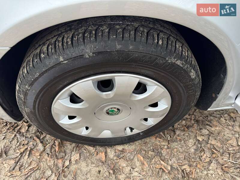 Универсал Skoda Octavia 2009 в Полтаве