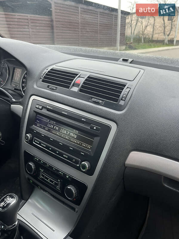 Универсал Skoda Octavia 2010 в Львове фото 44 Универсал Skoda Octavia 2010 в Львове