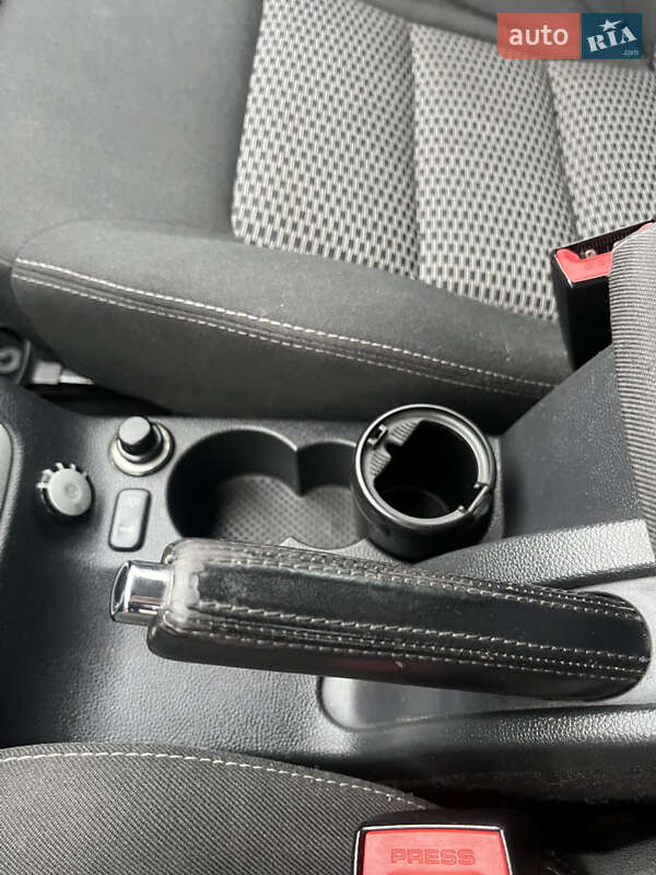 Универсал Skoda Octavia 2010 в Львове фото 68 Универсал Skoda Octavia 2010 в Львове