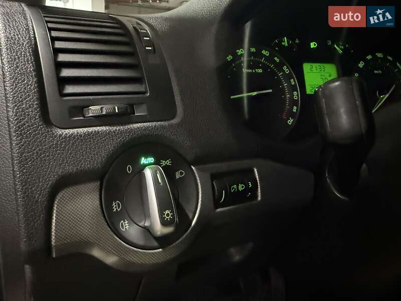 Лифтбек Skoda Octavia 2005 в Киеве фото 22 Лифтбек Skoda Octavia 2005 в Киеве