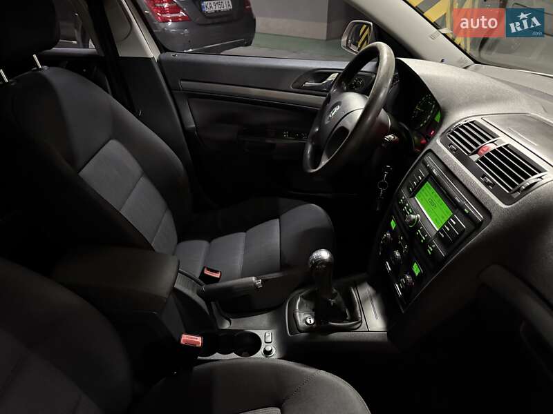 Лифтбек Skoda Octavia 2005 в Киеве фото 35 Лифтбек Skoda Octavia 2005 в Киеве