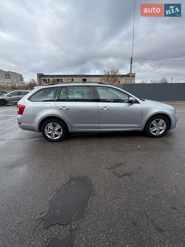 Универсал Skoda Octavia 2013 в Каменке