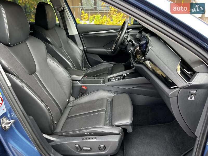 Универсал Skoda Octavia 2021 в Киеве