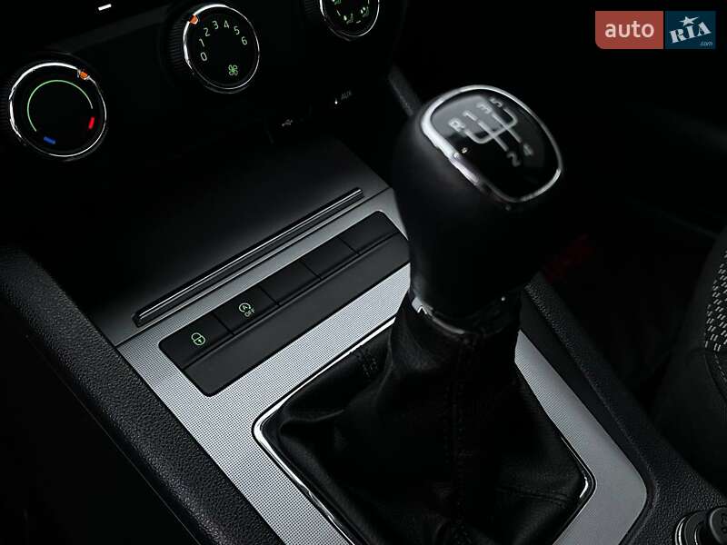 Универсал Skoda Octavia 2016 в Харькове