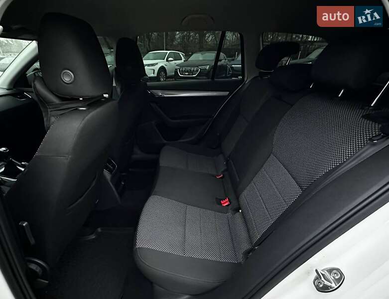 Универсал Skoda Octavia 2016 в Харькове