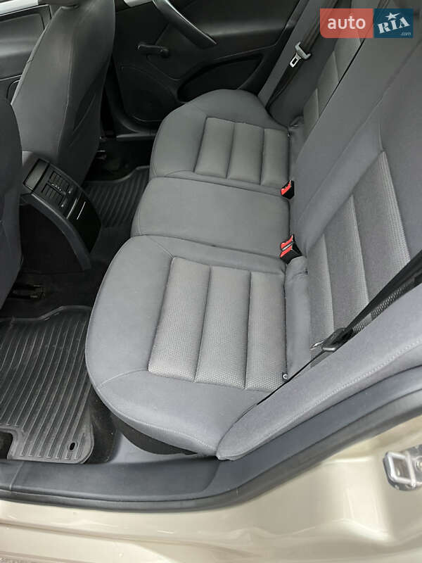 Лифтбек Skoda Octavia 2005 в Киеве